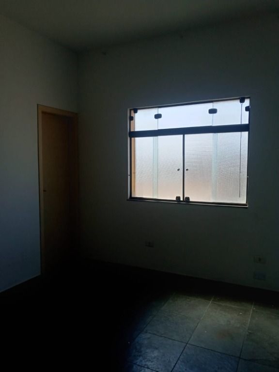 Sala para aluguel no Matriz: 