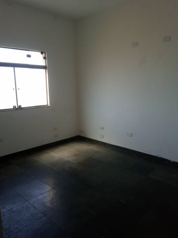 Sala para aluguel no Matriz: 