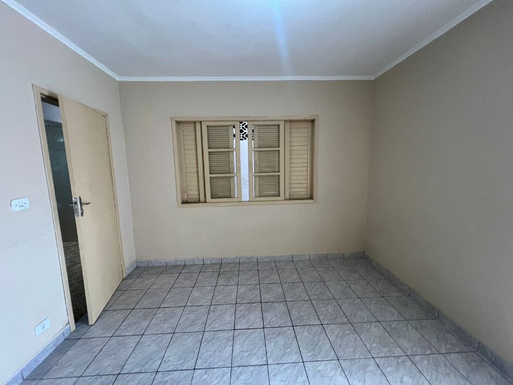 Casa para aluguel no Jardim Ana Maria: 