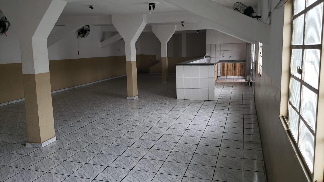 Salão para aluguel no Jardim Guarará: 