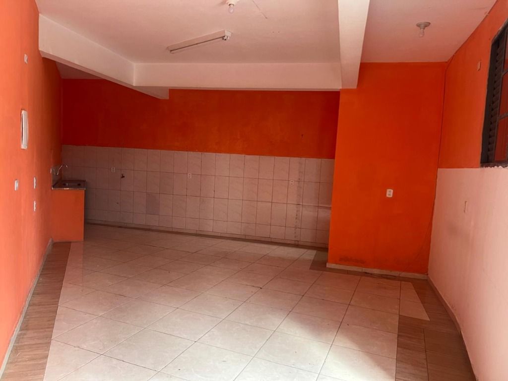 Salão para aluguel no Parque João Ramalho: 