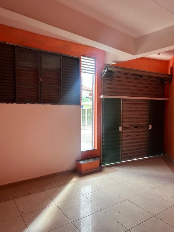 Salão para aluguel no Parque João Ramalho: 