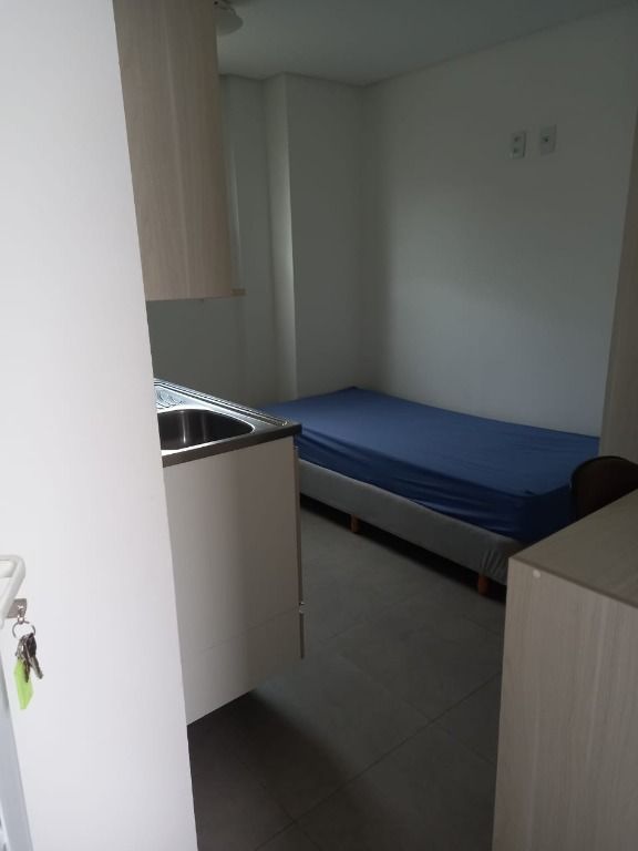 Kitnet para aluguel no Parque Central: 