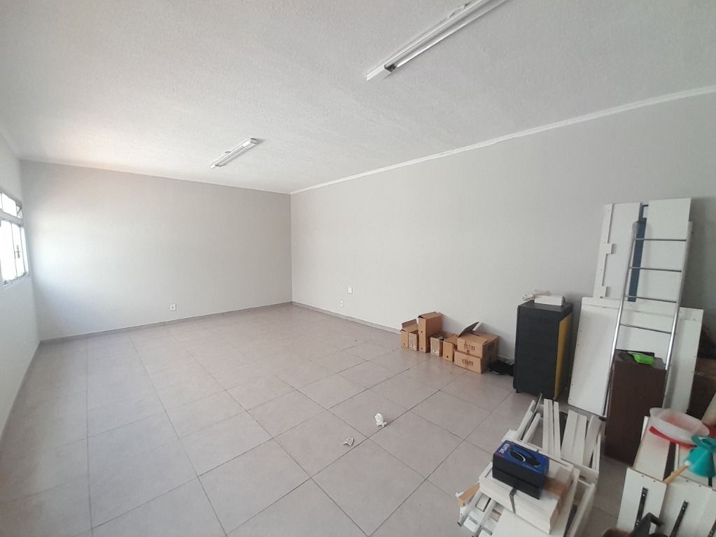 Sala para aluguel no Parque das Nações: 