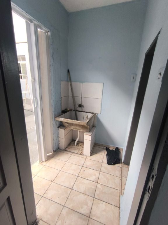 Casa para aluguel no Parque Capuava: 