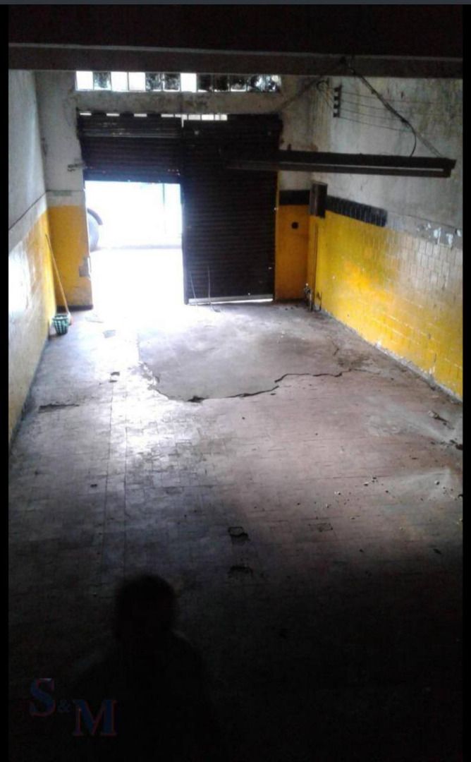 Salão para aluguel no Santa Teresinha: 