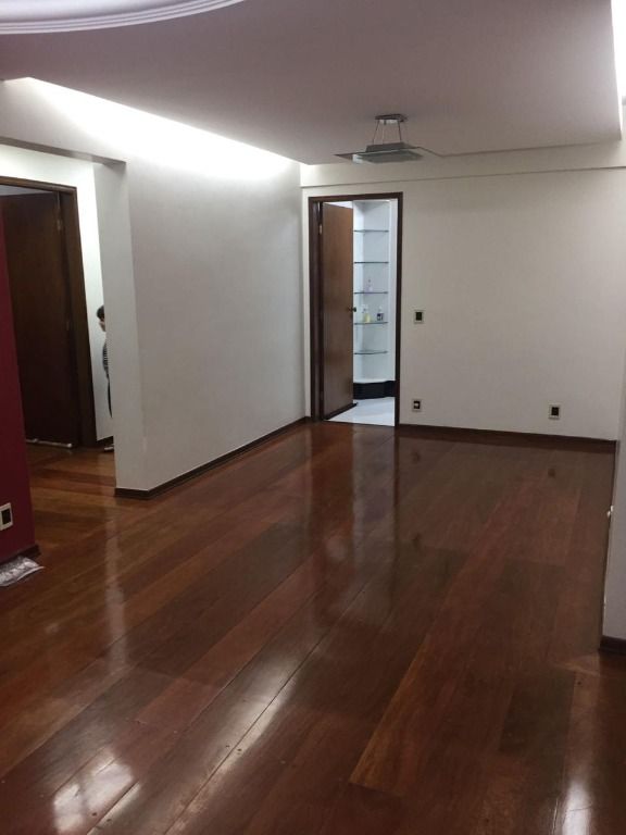 Apartamento para aluguel no Santa Teresinha: 