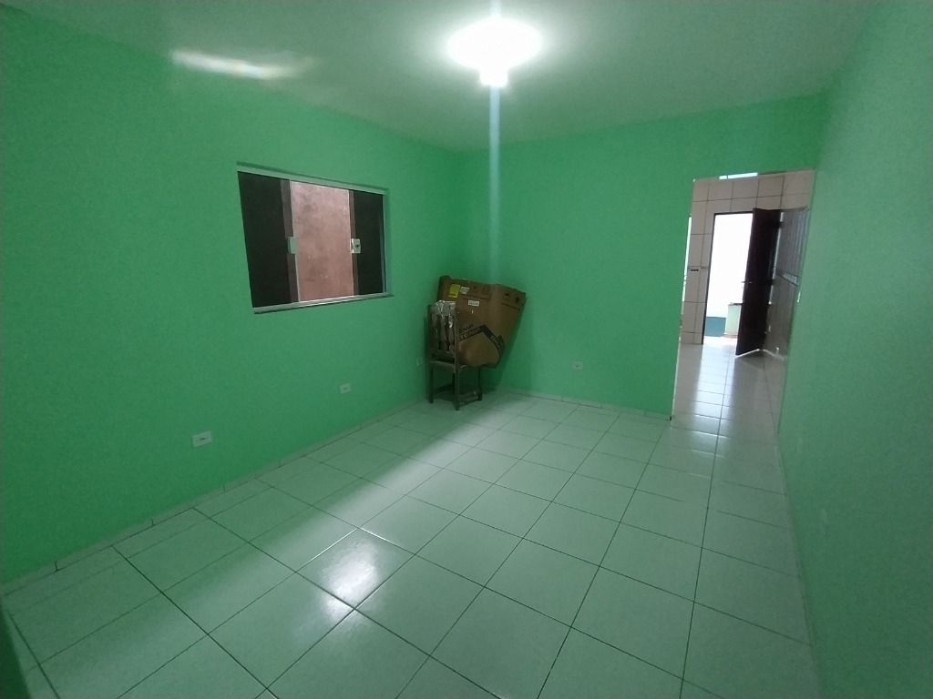 Casa para aluguel no Jardim Marek: Sala
