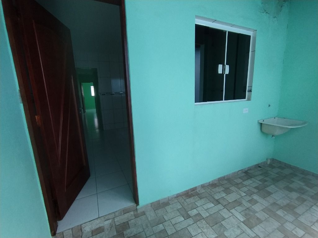 Casa para aluguel no Jardim Marek: Entrada