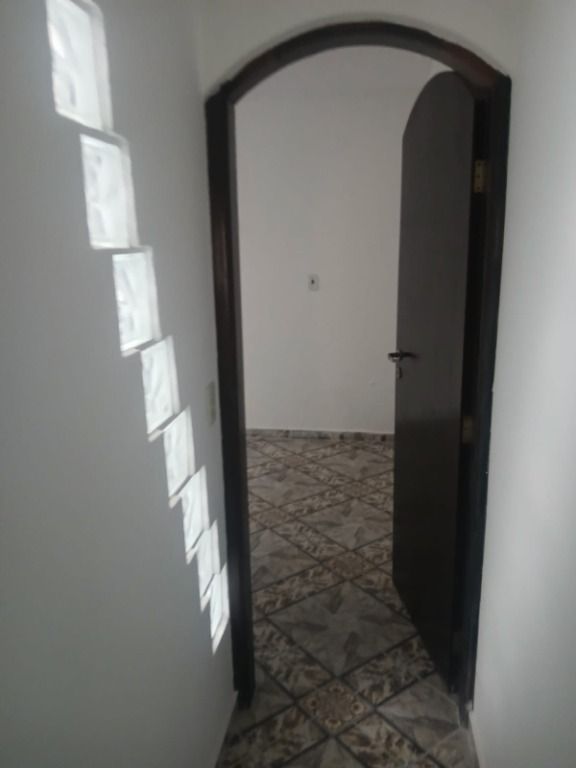 Sobrado para aluguel no Parque Gerassi: 