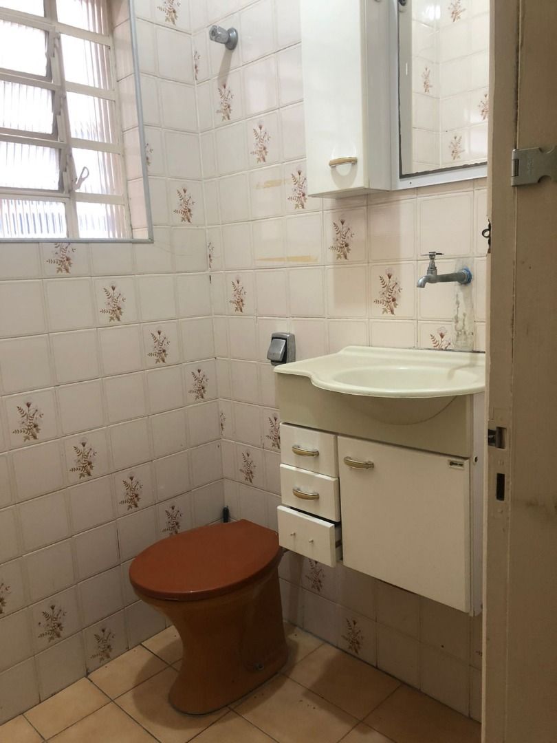 Sala para aluguel no Jardim Utinga: Banheiro