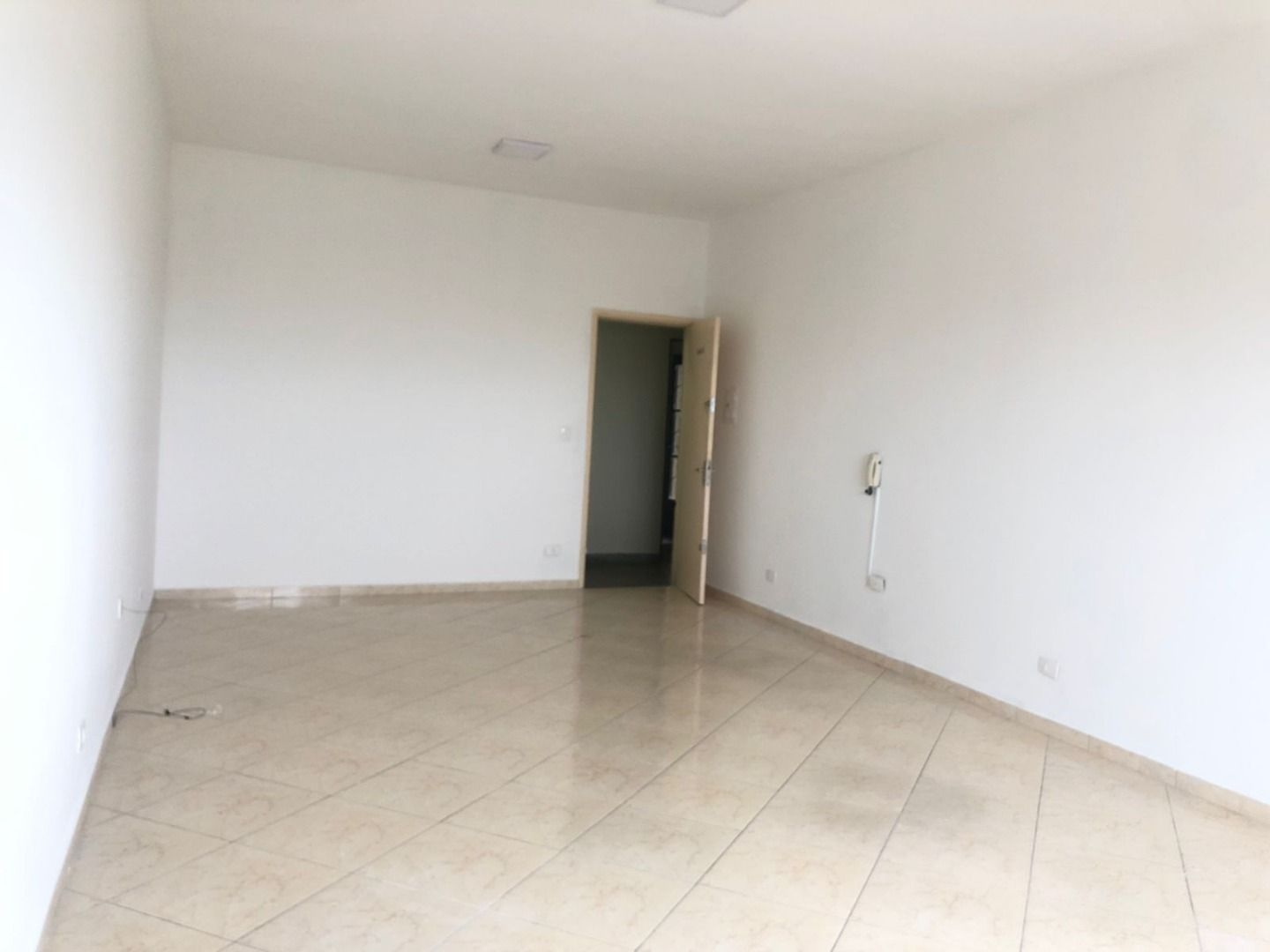 Sala para aluguel no Jardim Utinga: Sala