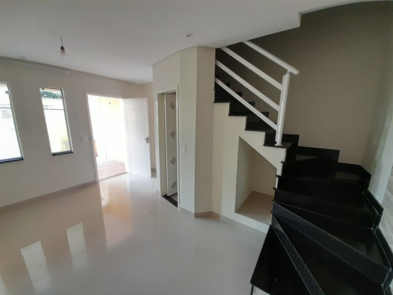 Sobrado à venda no Parque das Nações: 