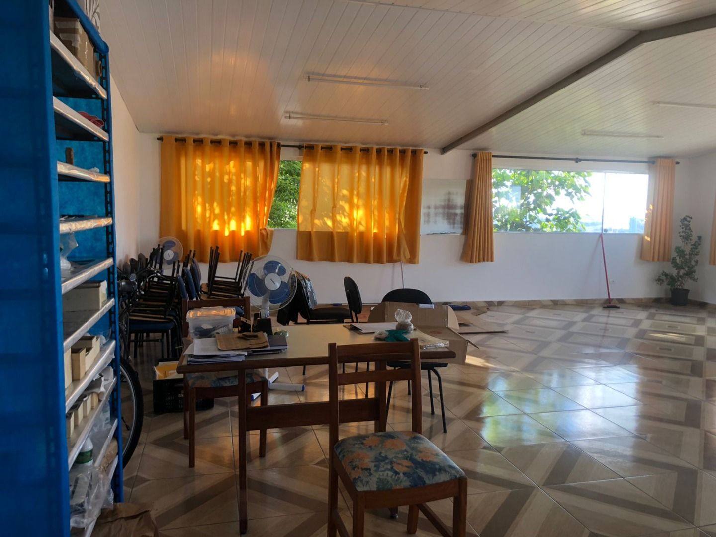 Sala para aluguel no Cidade São Jorge: 