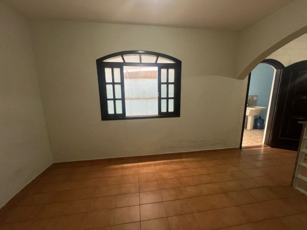 Sobrado para aluguel no Parque Gerassi: 