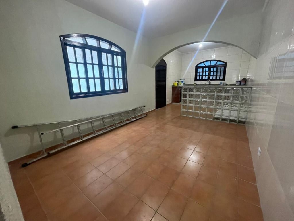 Sobrado para aluguel no Parque Gerassi: 