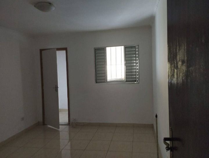 Sobrado para aluguel no Parque das Nações: dormitório