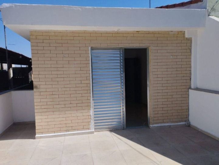 Sobrado para aluguel no Parque das Nações: sacada