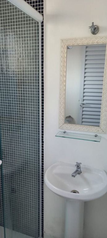 Kitnet para aluguel no Bangu: 