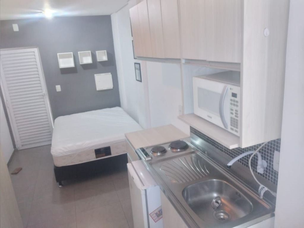 Kitnet para aluguel no Bangu: 