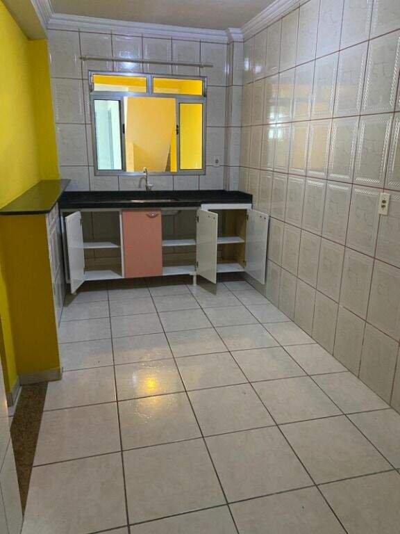 Casa para aluguel no Fazenda da Juta: 