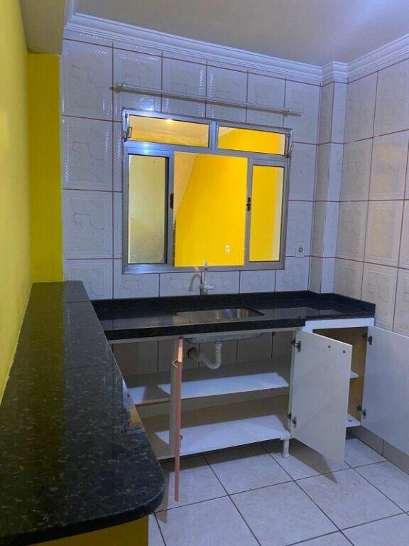 Casa para aluguel no Fazenda da Juta: 
