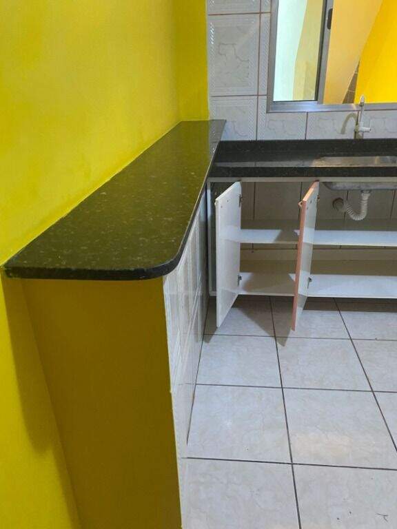 Casa para aluguel no Fazenda da Juta: 