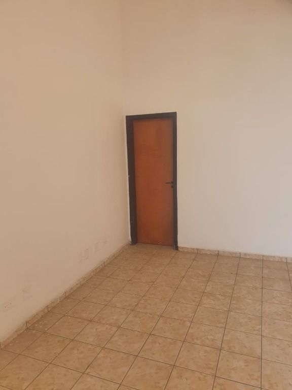 Salão para aluguel no Vila Alto de Santo André: 