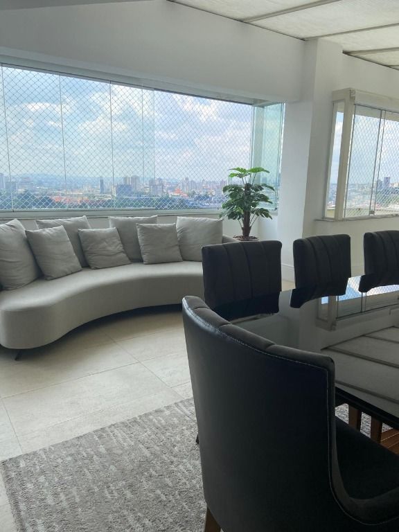 Cobertura para aluguel no Centro: 