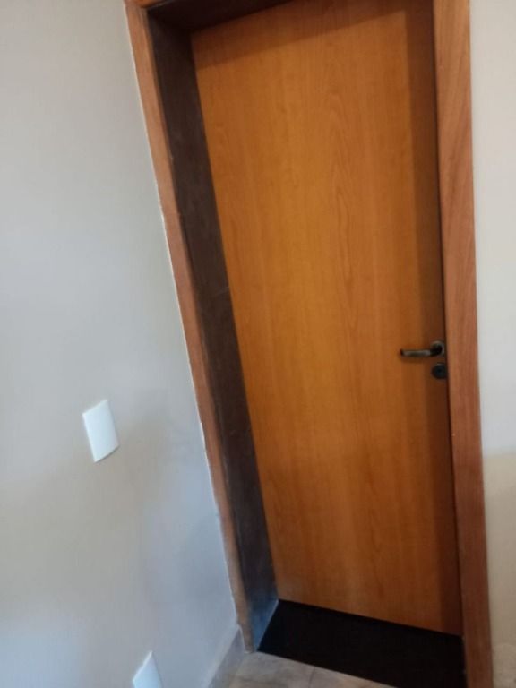 Salão para aluguel no Santa Teresinha: 