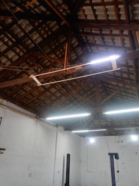 Salão para aluguel no Parque Oratório: 