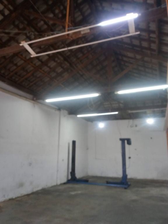 Salão para aluguel no Parque Oratório: 