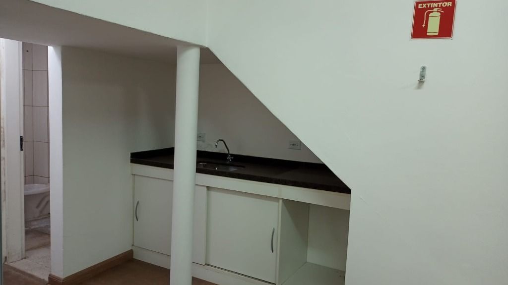 Salão para aluguel no Parque João Ramalho: 