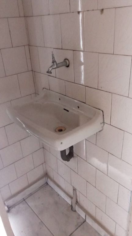 Salão para aluguel no Parque das Nações: 