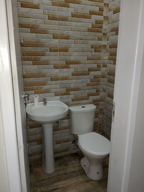 Sala para aluguel no Parque Oratório: 