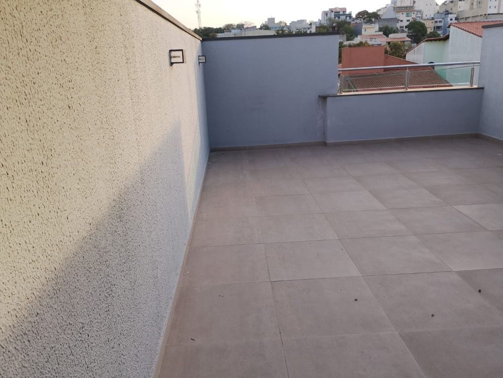 Cobertura para aluguel no Santa Maria: 