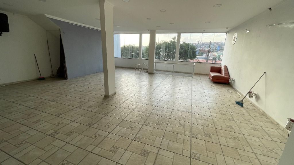 Salão para aluguel no Parque Novo Oratório: 