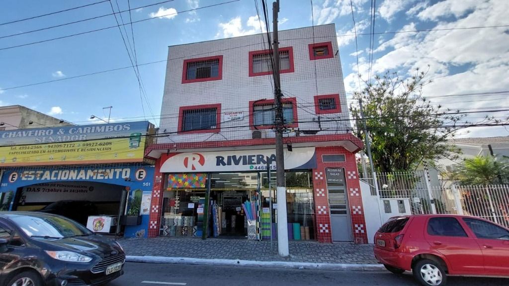 Sala para aluguel no Centro: 