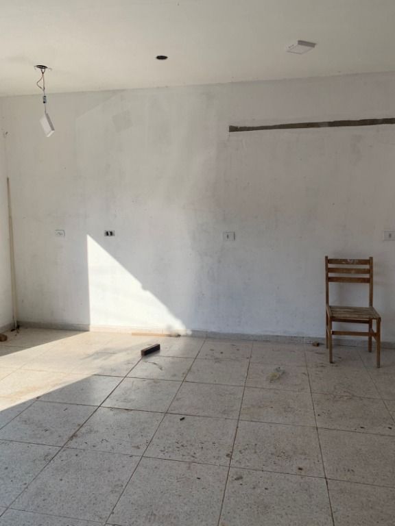 Salão para aluguel no Parque das Nações: 