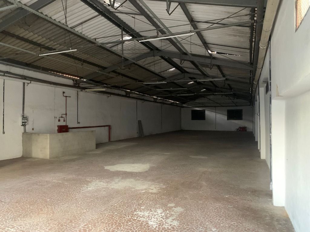 Galpão para aluguel no Santa Teresinha: 