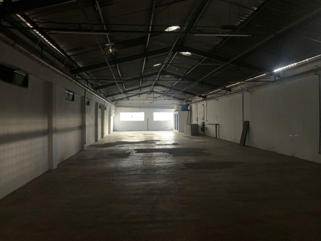 Galpão para aluguel no Santa Teresinha: 