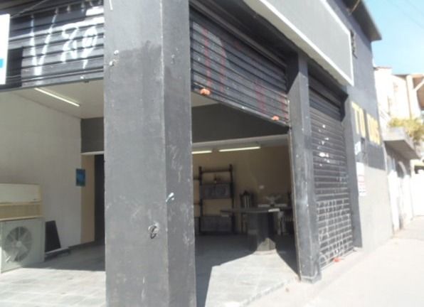 Salão para aluguel no Parque das Nações: 