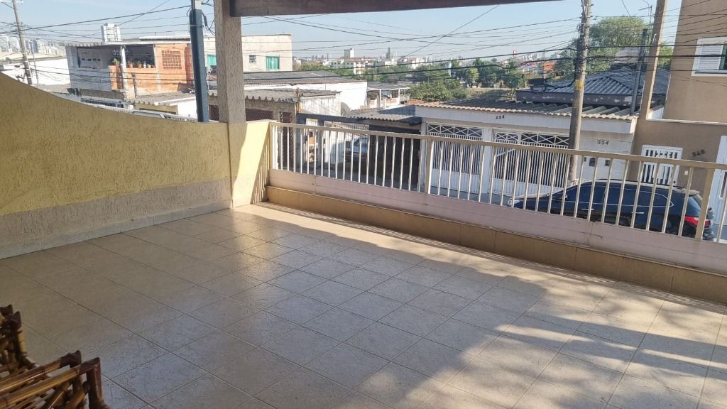 Sobrado para aluguel no Jardim Stella: 