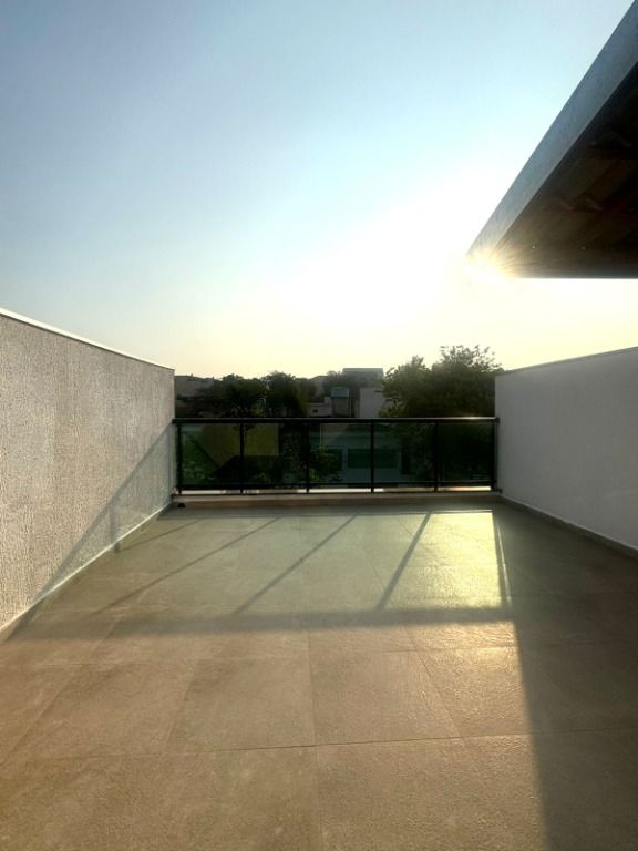 Cobertura para aluguel no Vila Pires: 