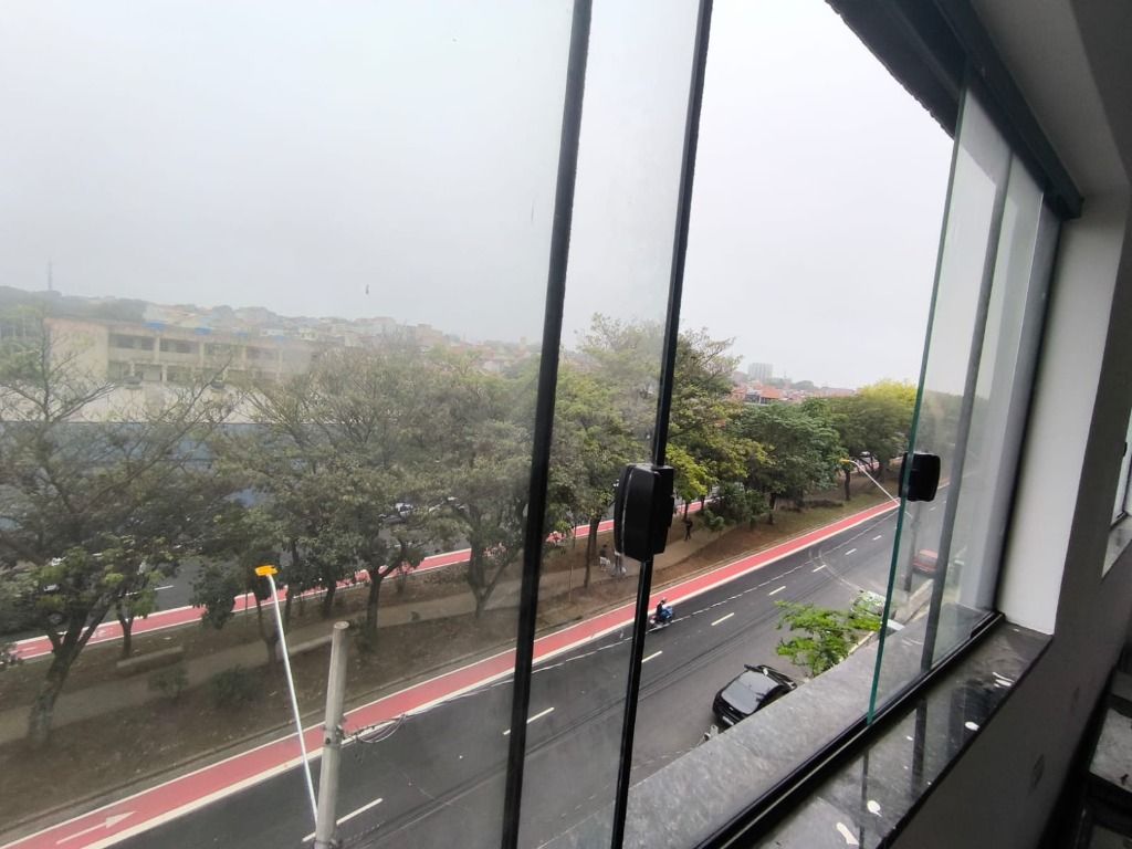 Salão para aluguel no Jardim Rina: 