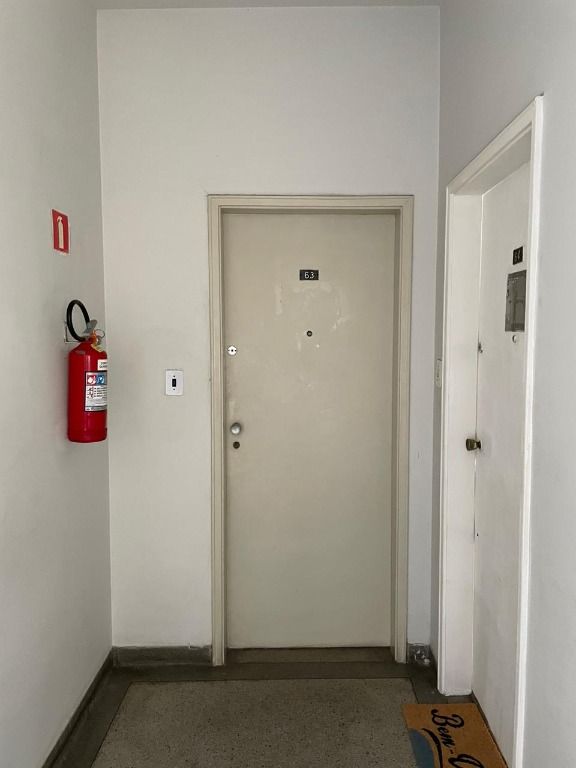 Sala para aluguel no Centro: 