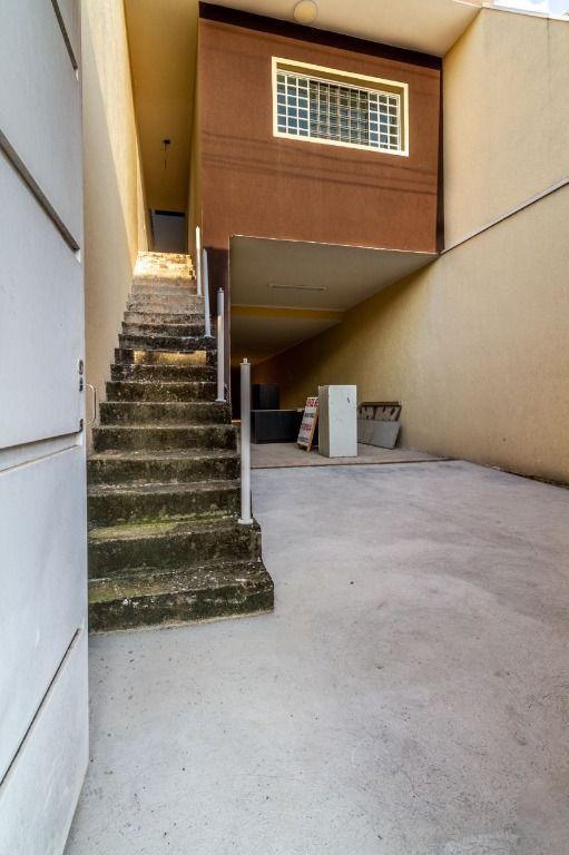 Sobrado para aluguel no Parque João Ramalho: 