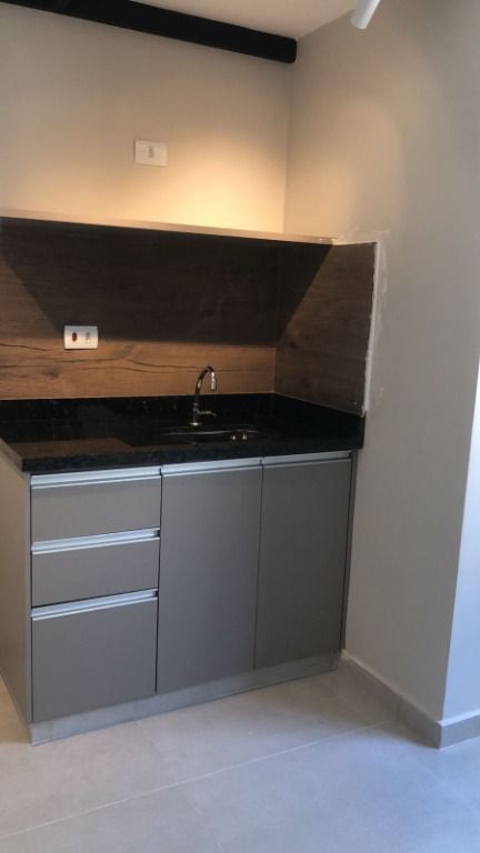 Kitnet para aluguel no Bangu: 