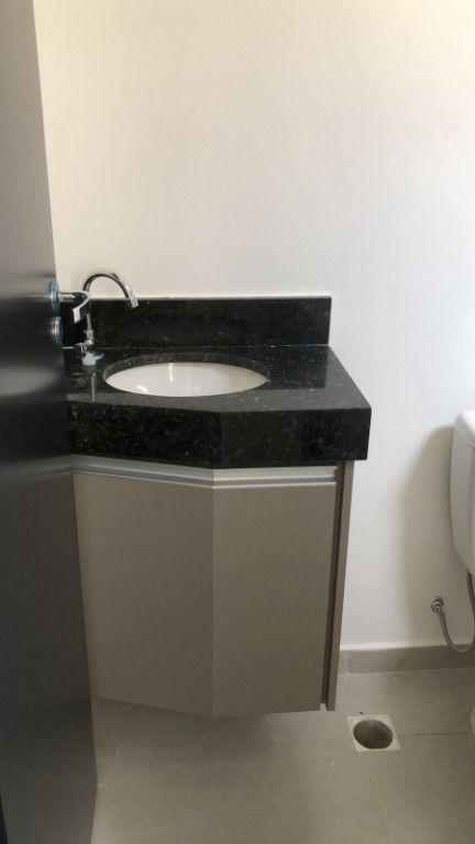 Kitnet para aluguel no Bangu: 