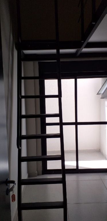 Kitnet para aluguel no Bangu: 